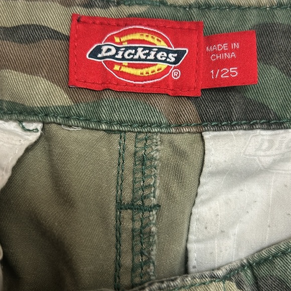 Dickies Camo Cargo Utility Jogger Pants - Picture 4 of 10